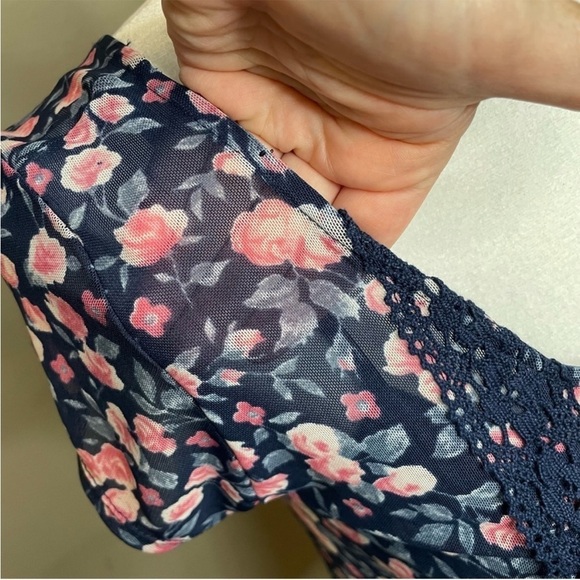 Abercrombie & Fitch Floral Lace Crochet Pleated Short Sleeve Mini Dress Small - Picture 7 of 11